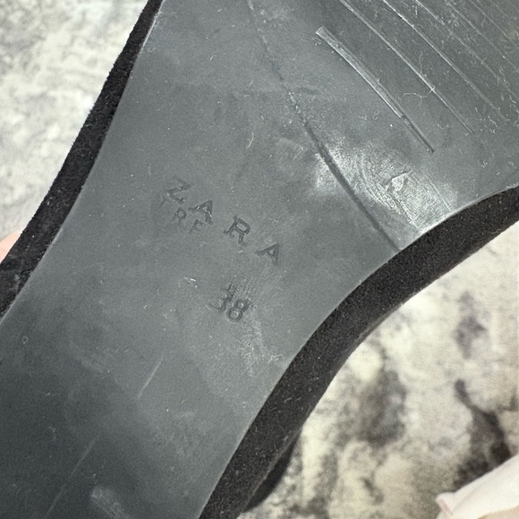 Zara Elegant Black Pointed Heels - Picture 4 of 5